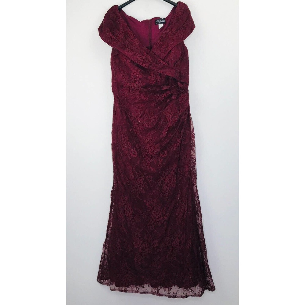 La Femme Women's 18 Dress Red Portrait Neck Lace Gown Ruched Trumpet Skirt